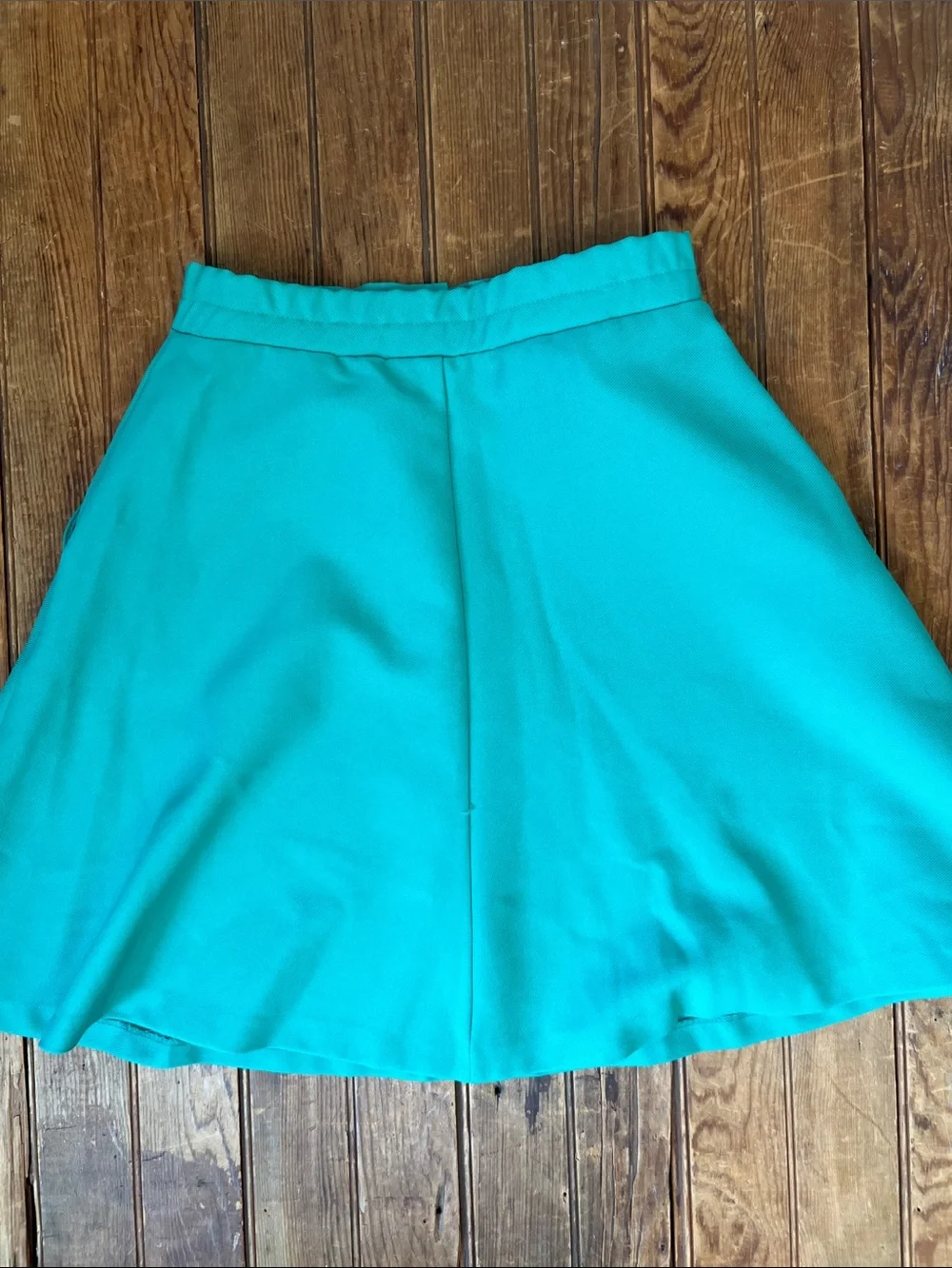 Vintage 70s mini Skirt Button-Front A-Line polyester classic Kelly green